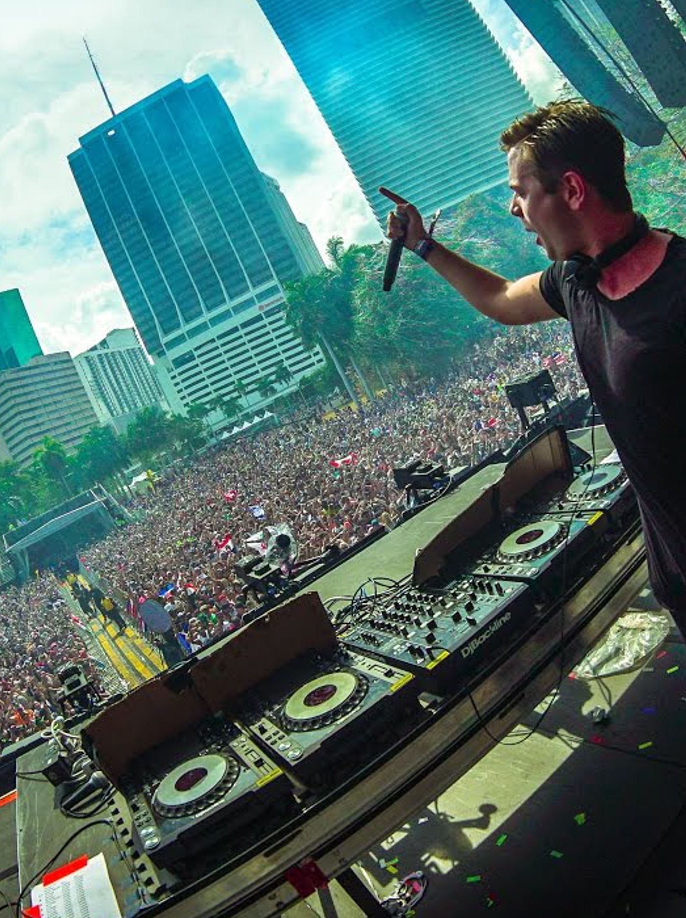 Ultra Music Festival Miami 2017 Day 2 Sam Feldt* episode artwork