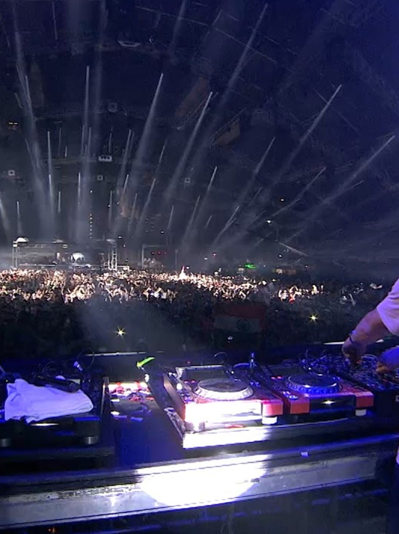 Ultra Music Festival Miami 2017 Day 3 Armin Van Buuren* episode artwork