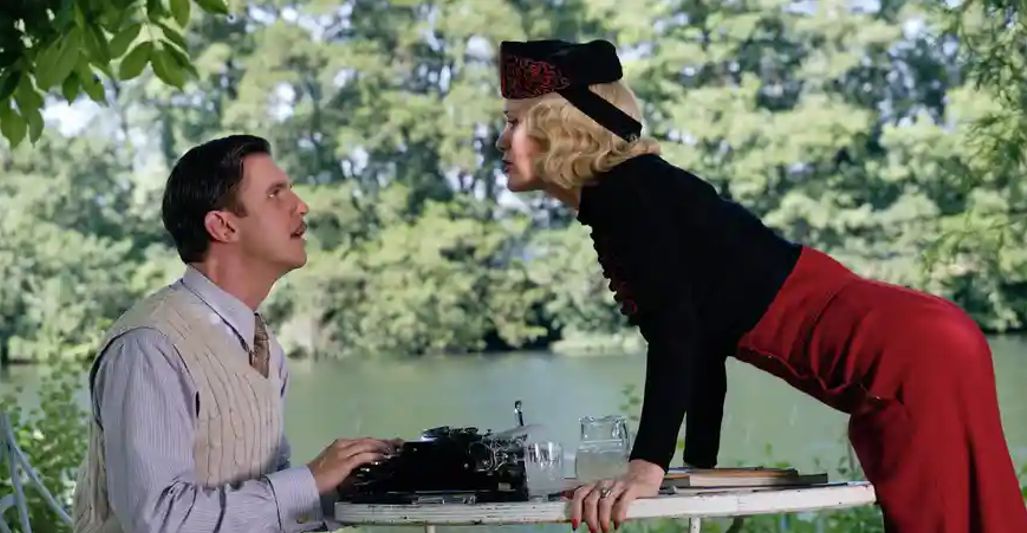 Blithe Spirit (2020)