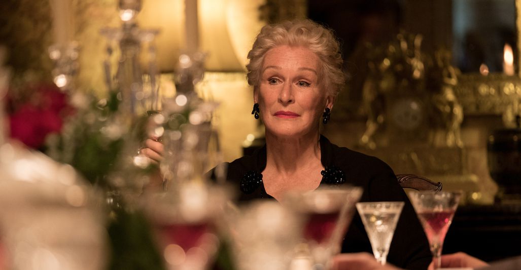 Crooked House (2017)